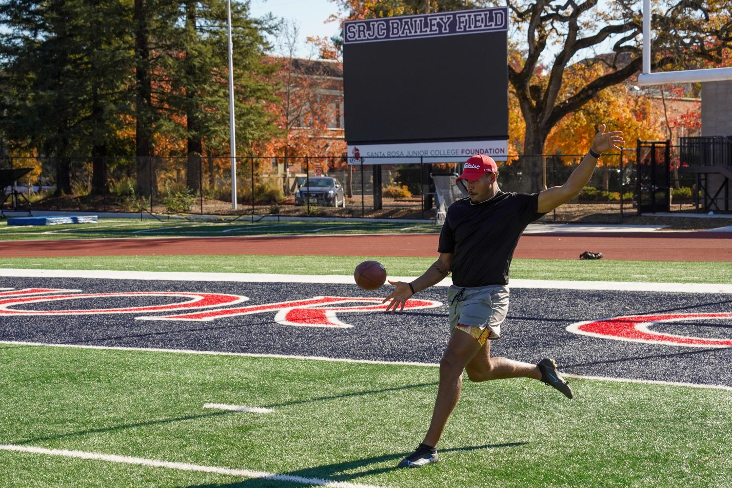 Falcons' Seth Vernon trying to maximize this punting opportunity