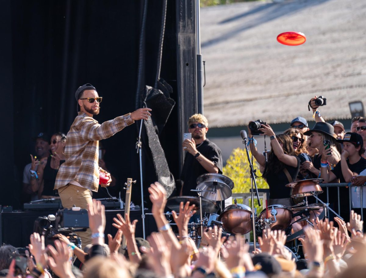 4x NBA Champion and 10x All Star Stephen Curry tosses out frisbees at the Williams-Sonoma Culinary Stage at BottleRock Napa Valley on Saturday, May 25, 2024.