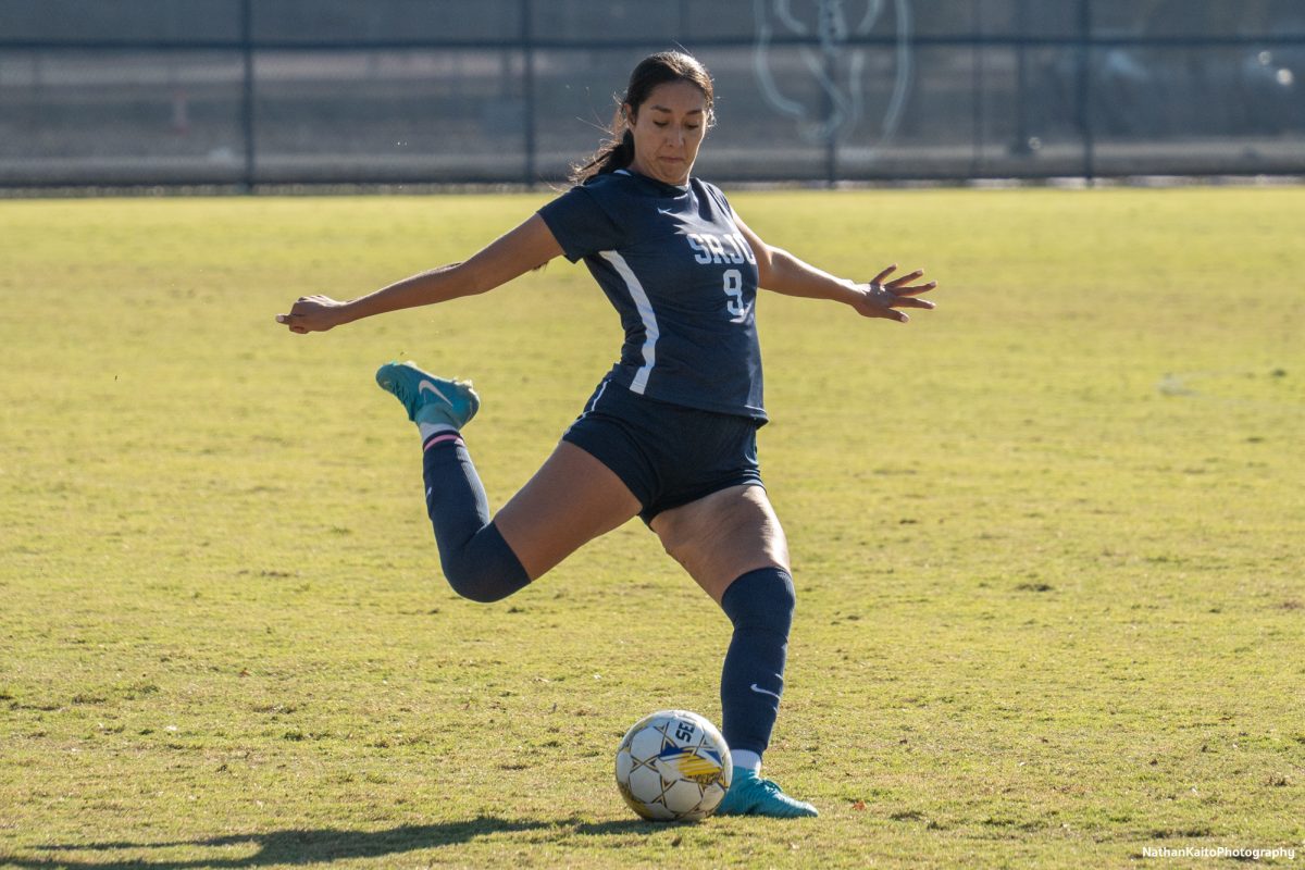 Santa Rosa's defender Jocelyn Rojas-Garfias sends in a freekick as the Bear Cubs looks to extend their advantage at home against Modesto on Friday, Nov. 8th, 2024