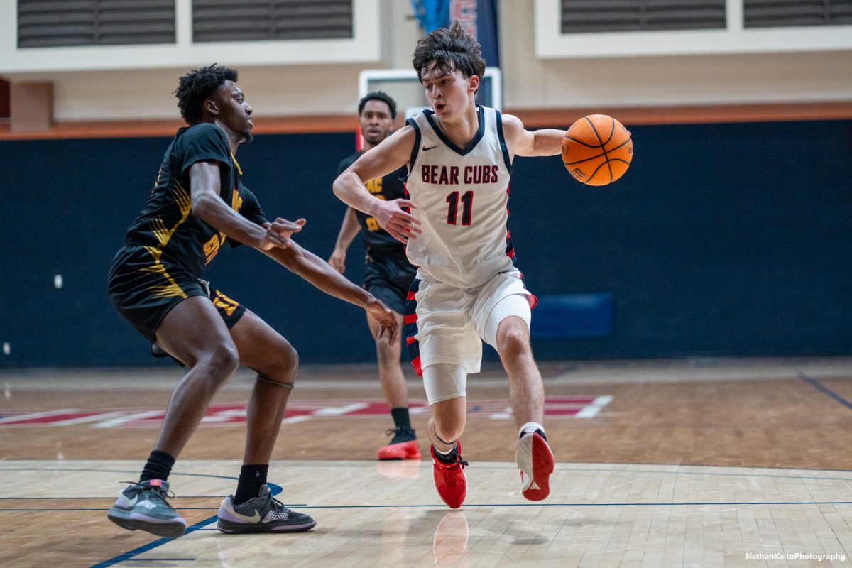 Santa Rosa’s guard Spencer Langowski drives into the paint, feeding off his high-scoring performance against Sac City at Haehl Pavilion on Tuesday, Jan. 14, 2025.